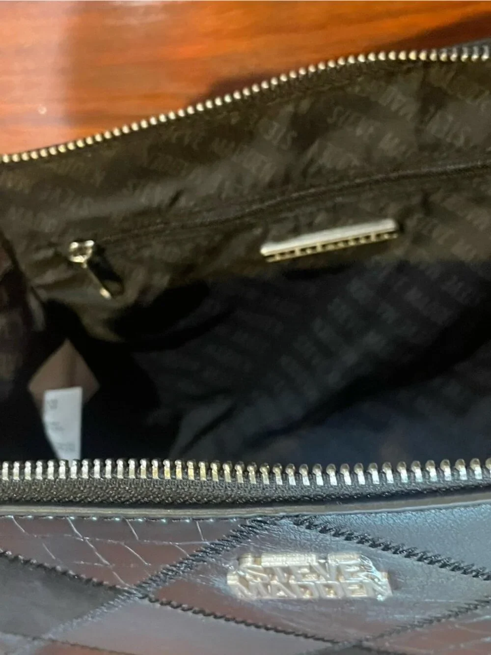 STEVE MADDEN BLACK CROSSBODY BAG
